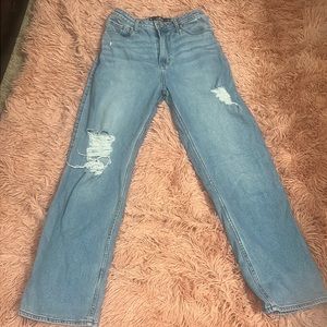 Hollister Ultra High-Rise Dad Jeans